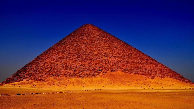 Exploring The Red Pyramid of Dahshur: A Timeless Wonder