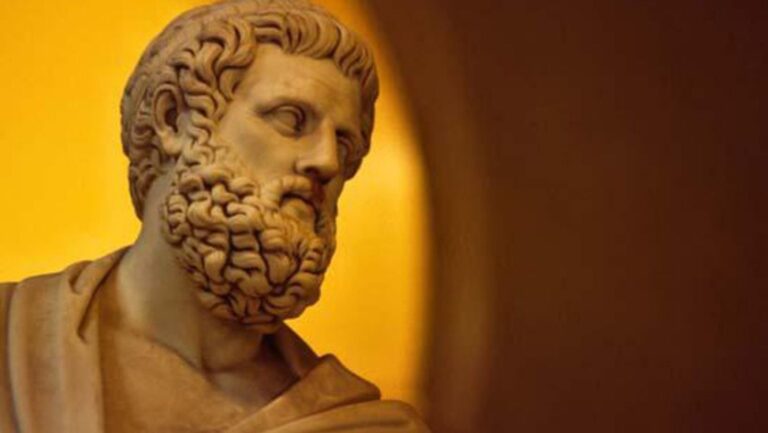 Sophocles’ use of Irony Mastery in Oedipus Rex