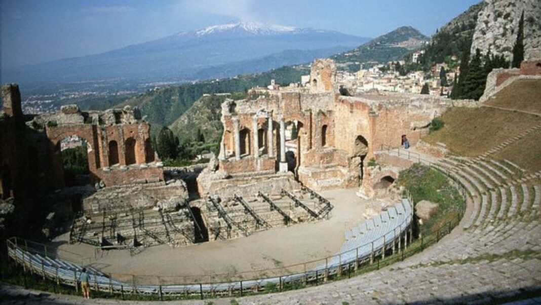 Sophocles' Impact on Modern Drama | AncientPedia
