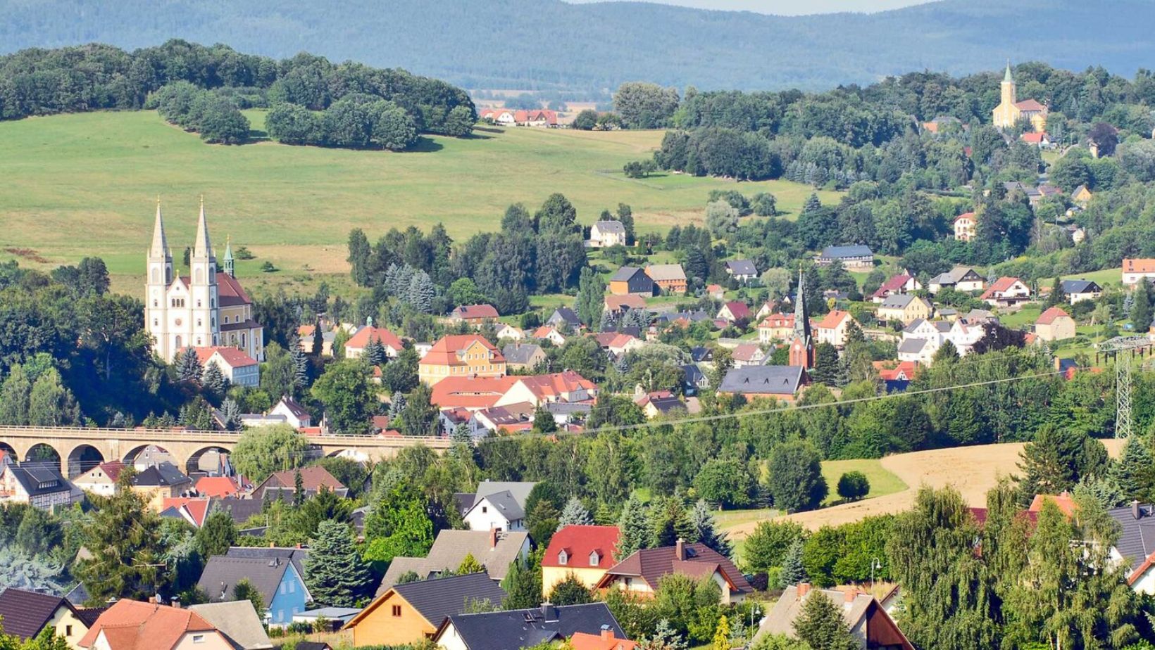 Lusatian Fortified Settlements